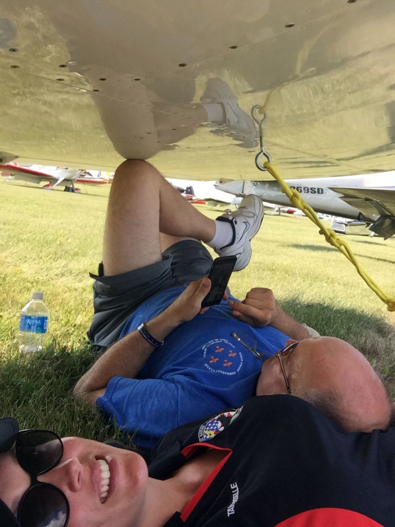 Under the wing of the RV-4