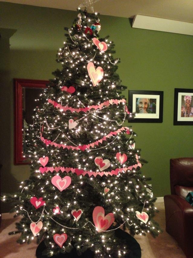 Valentine's tree with paper hearts